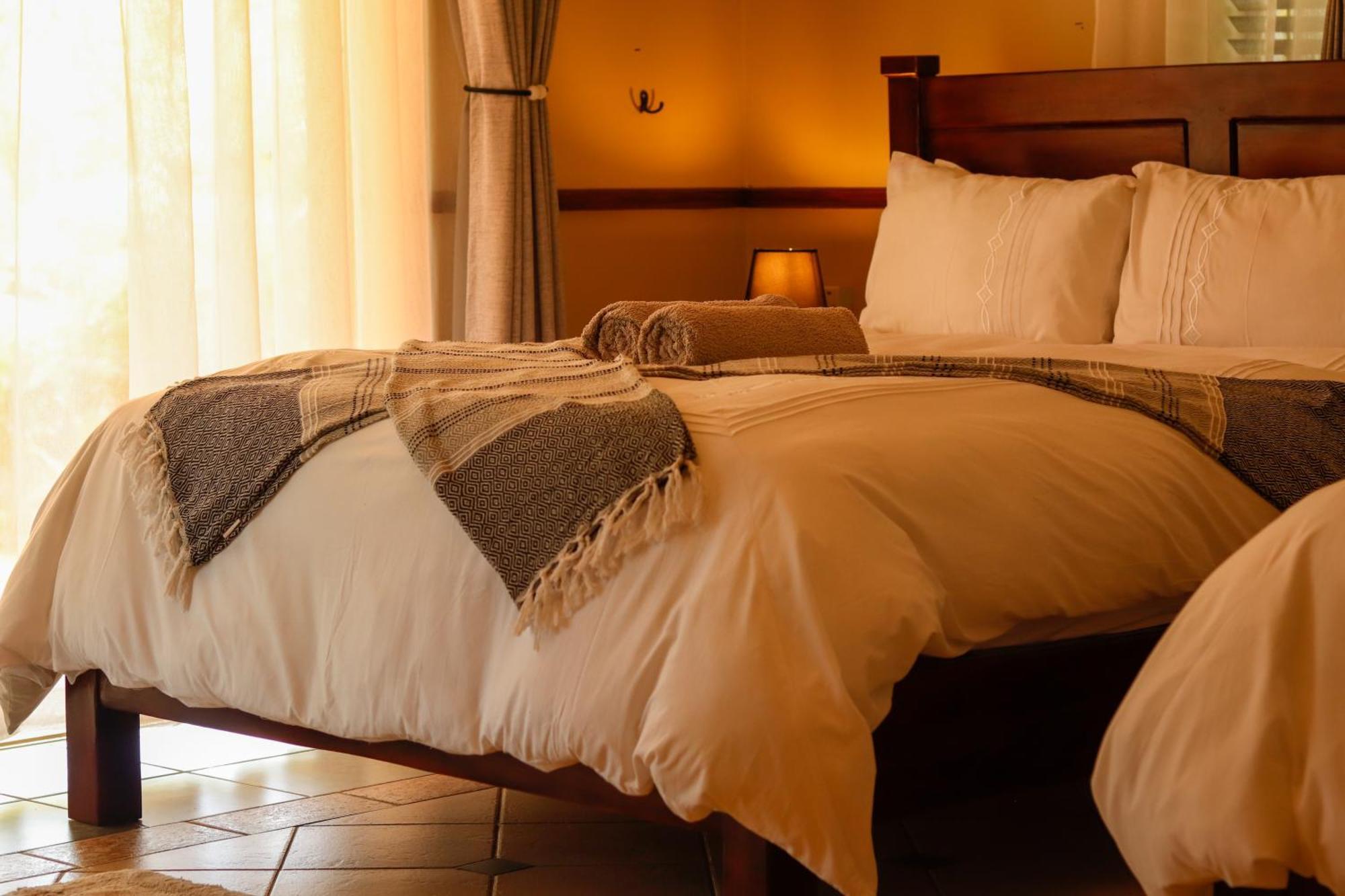 Room In Villa - Zambezi Family Lodge - Elephant Room Вікторія-Фоллс Екстер'єр фото